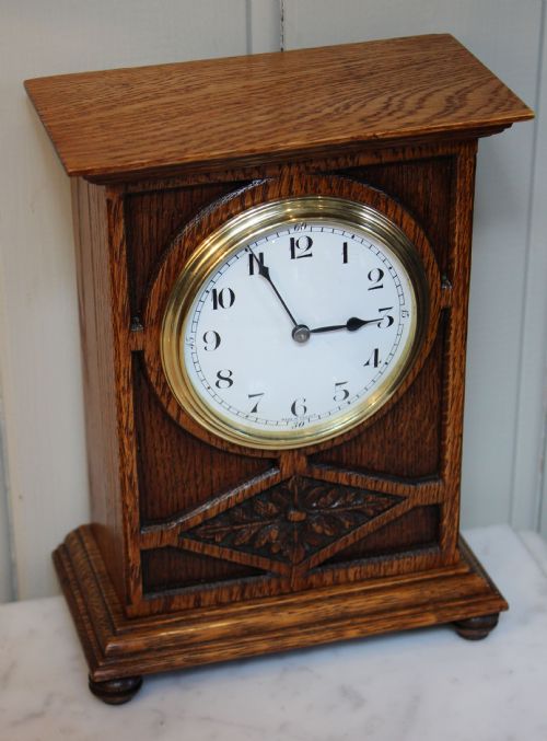 fig 1. Solid Oak Timepiece Mantel Clock