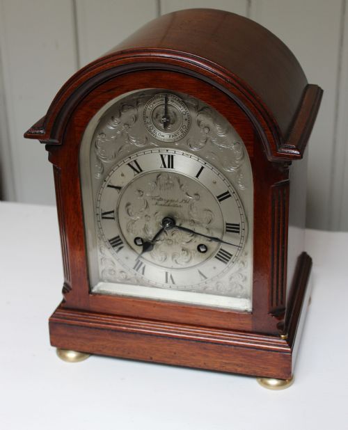 fig 1. George V Mahogany English Bracket Clock