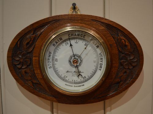 Edwardian Oval Oak Barometer (England, C. 1910)