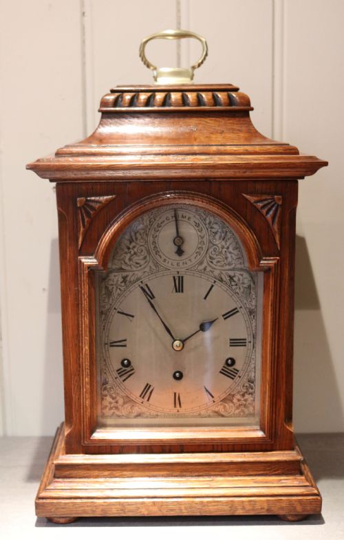 fig 1. Oak Westminster Chime bracket Clock (Germany, c. 1910)