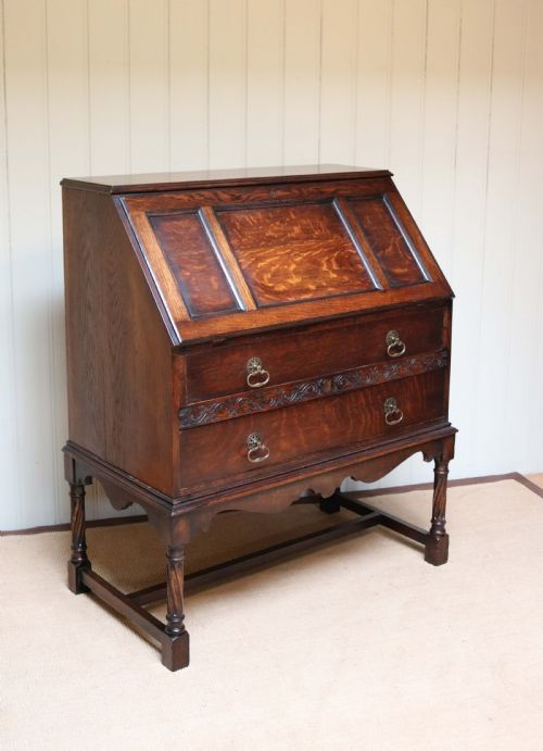 Oak Bureau