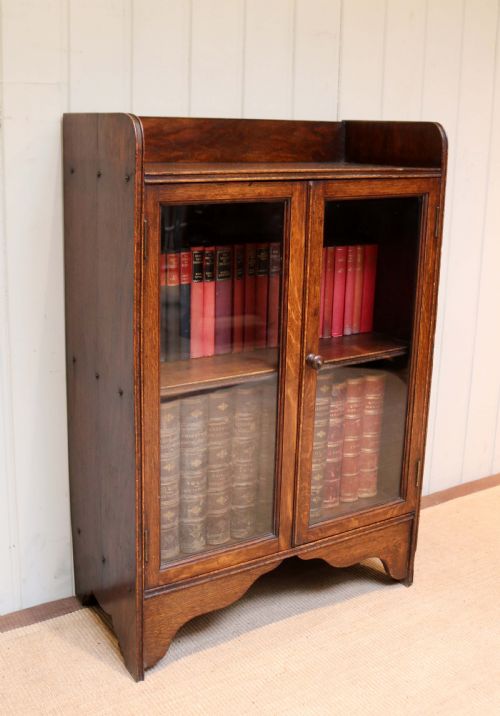 Small Oak Bookcase