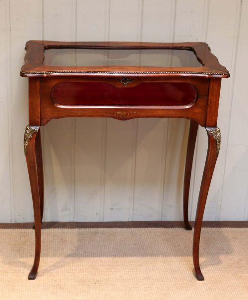 fig 1. Edwardian Beechwood Bijouterie Table