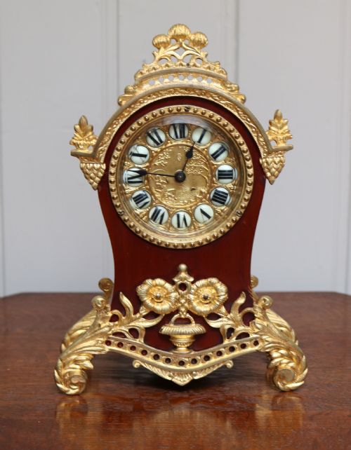 Small Wood and Gilt Brass Mantel Clock (England, C. 1900)