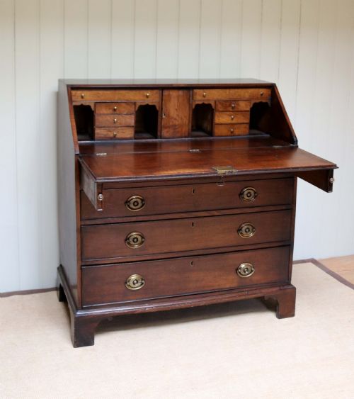 fig 1. Georgian Oak Bureau