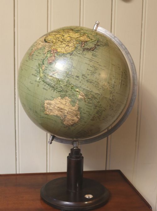 Art Deco Terrestrial Globe (England, 1938)