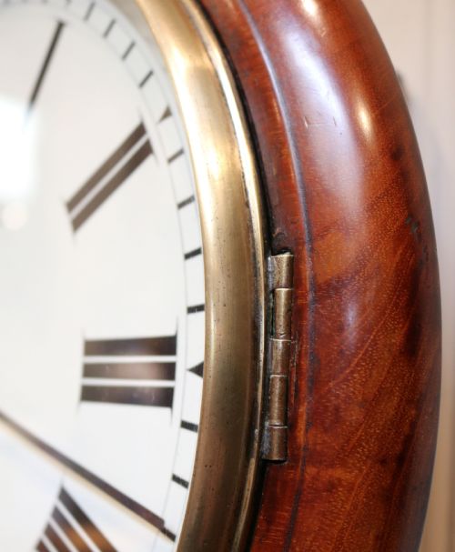fig 1. Mahogany Fusee Dial Clock (England, c. 1870)