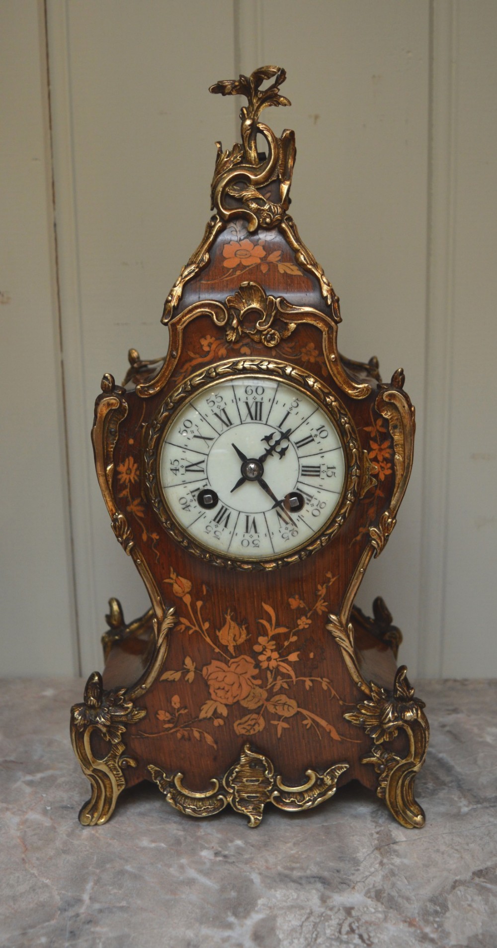Late 19th Century French Rosewood and Marquetry Mantel Clock (France, c. 1880)