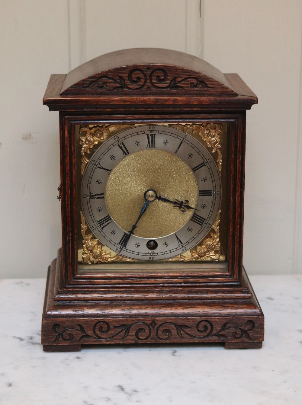 Edwardian Oak Timepiece Mantel Clock (Germany, 1905)