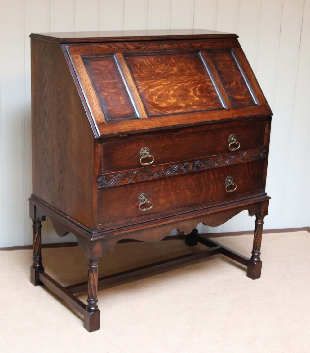 Oak Bureau View VI
