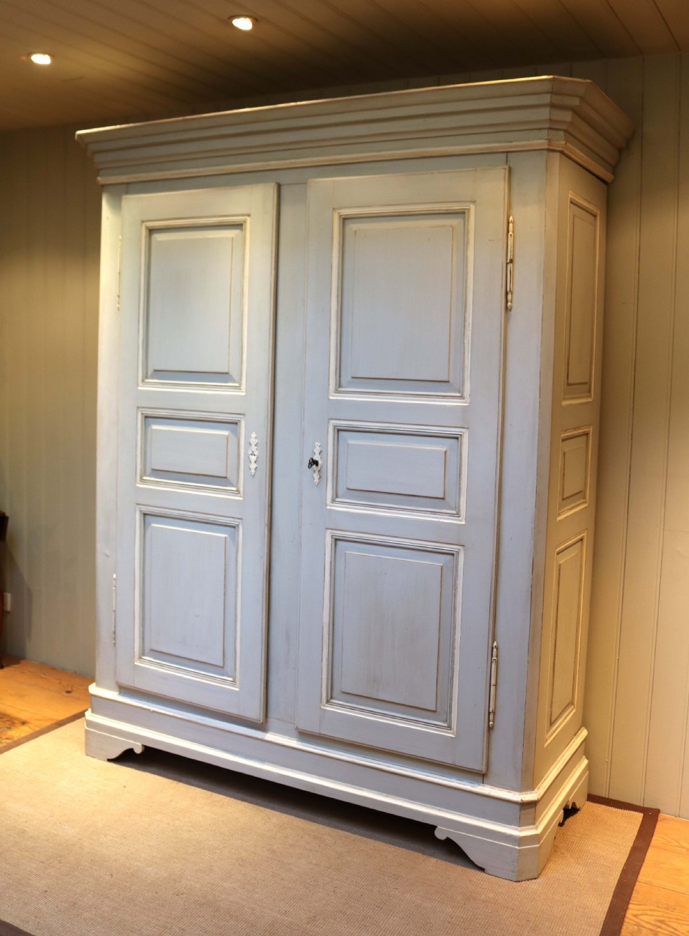 Large Continental Painted Breakdown Wardrobe 