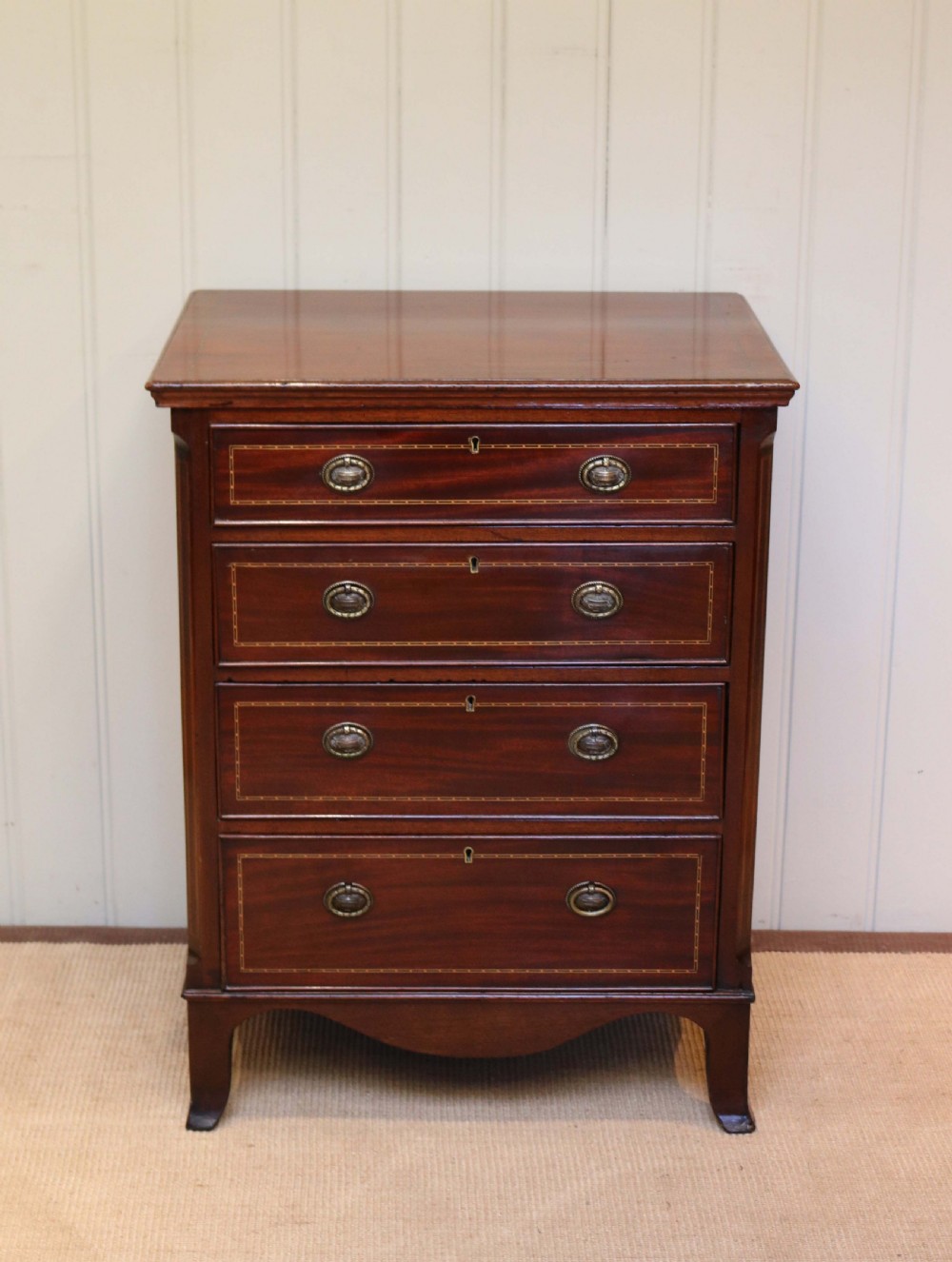 Edwardian Mahogany Chest Of Drawers View III