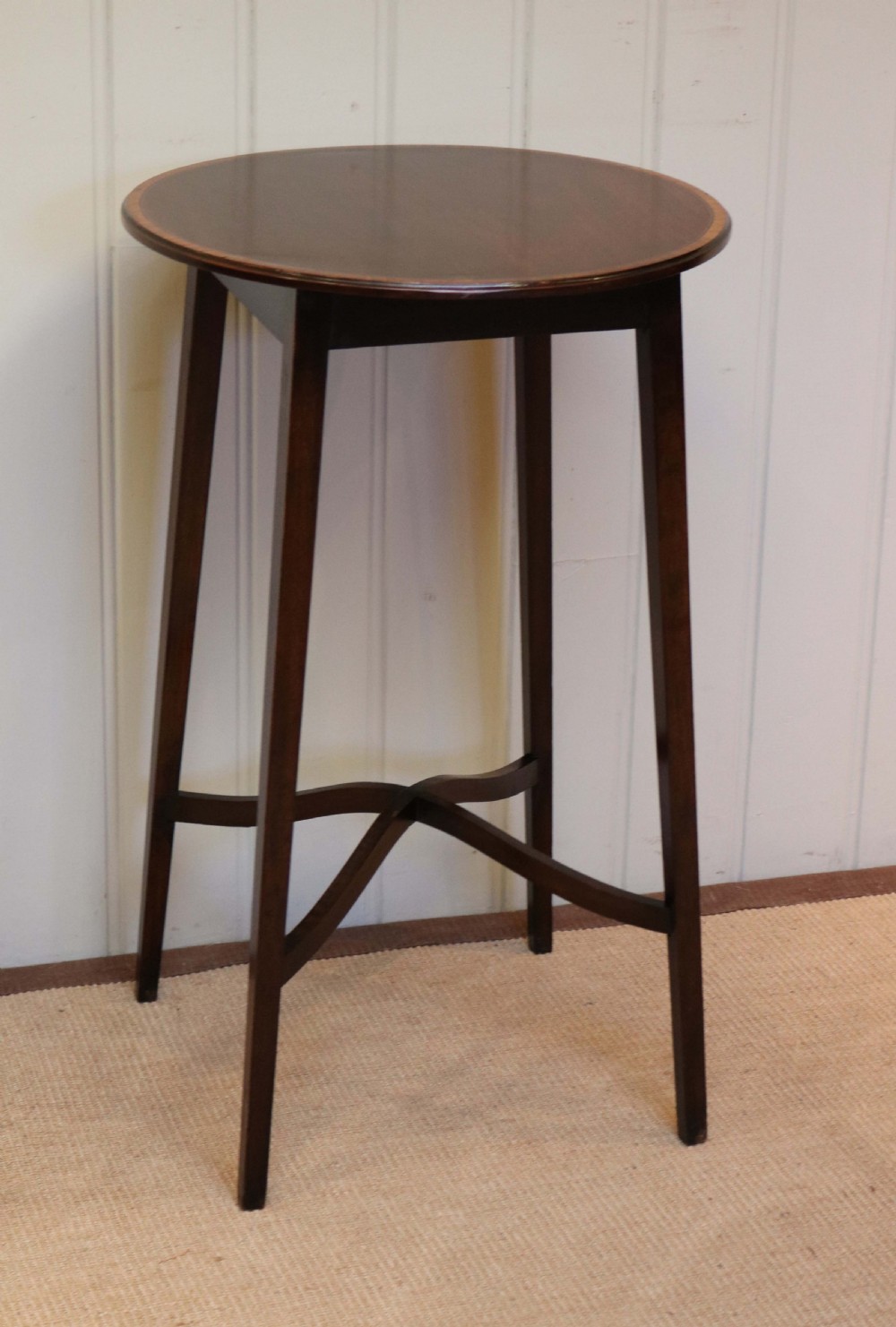 Edwardian Circular Mahogany Table View II