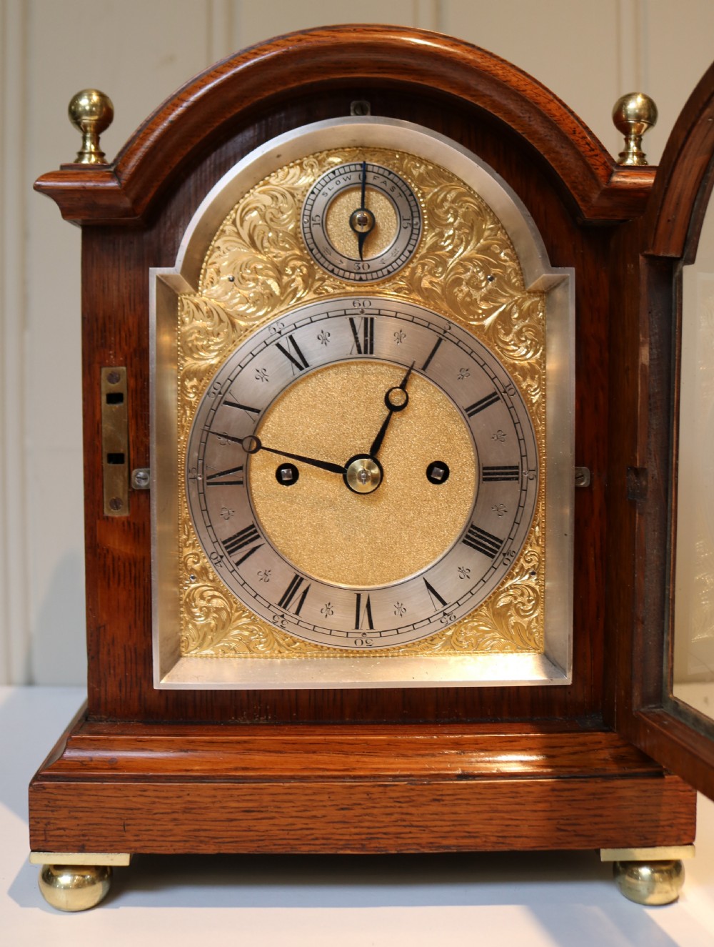Small English Oak Bracket Clock (England, c. 1890) View V