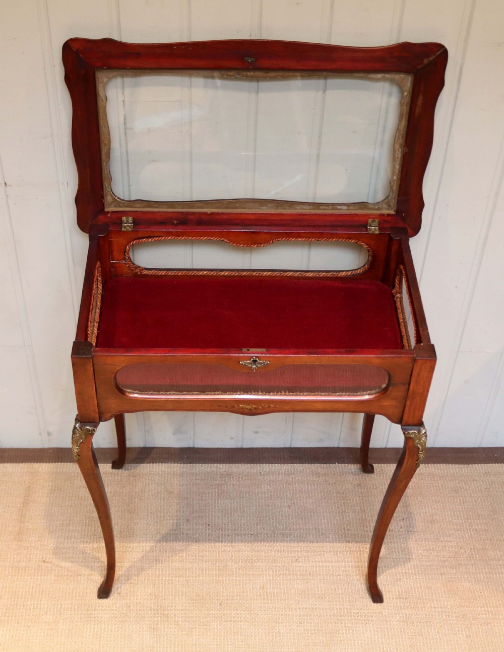 Edwardian Beechwood Bijouterie Table View VI
