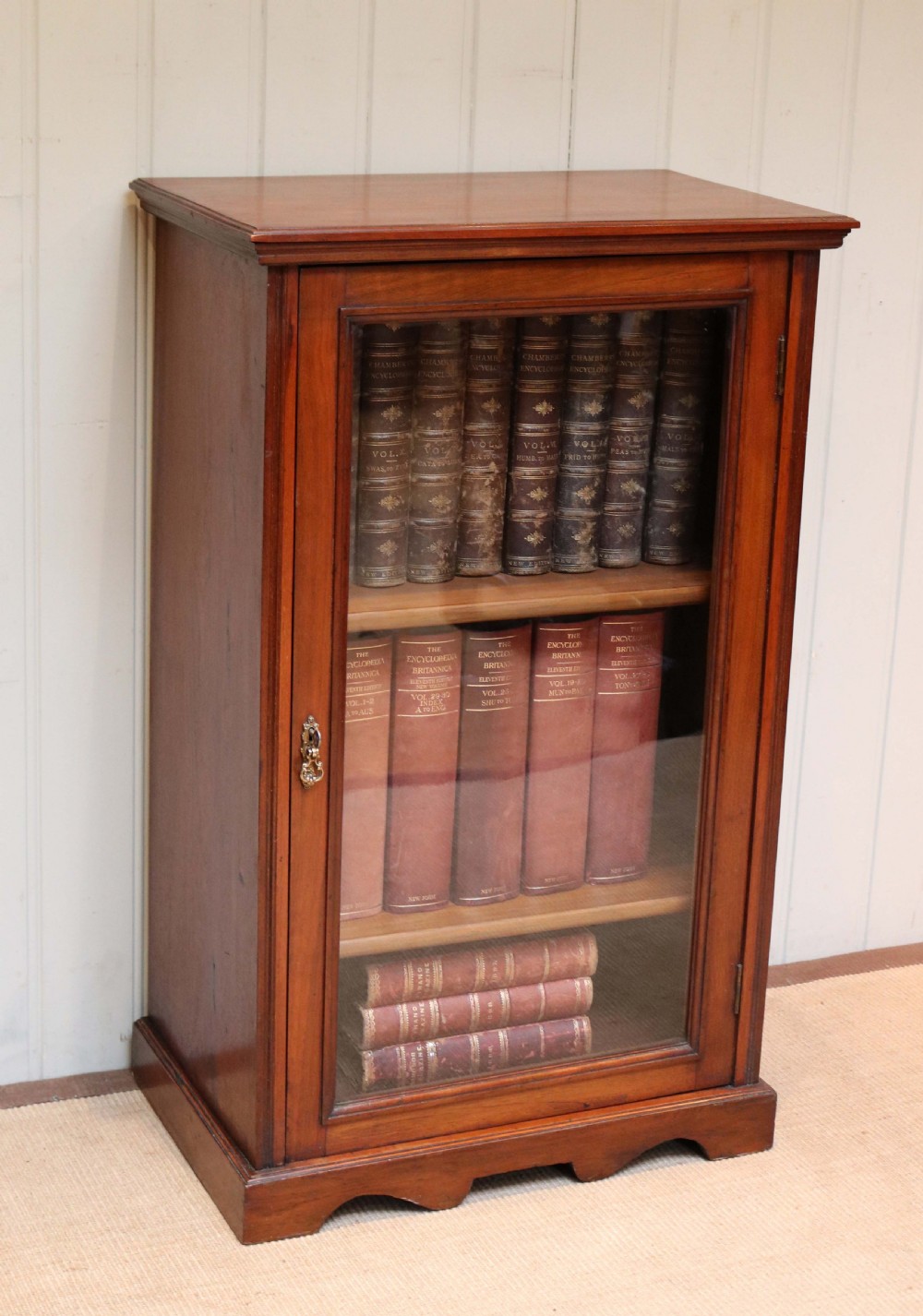 Edwardian Walnut Bookcase 