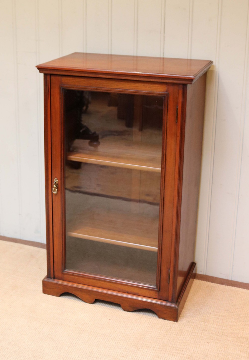 Edwardian Walnut Bookcase  View IV