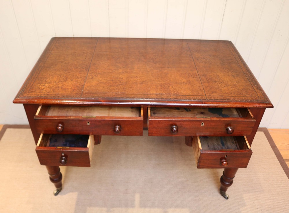 Mid 19th Century Mahogany Kneehole Writing Desk View III