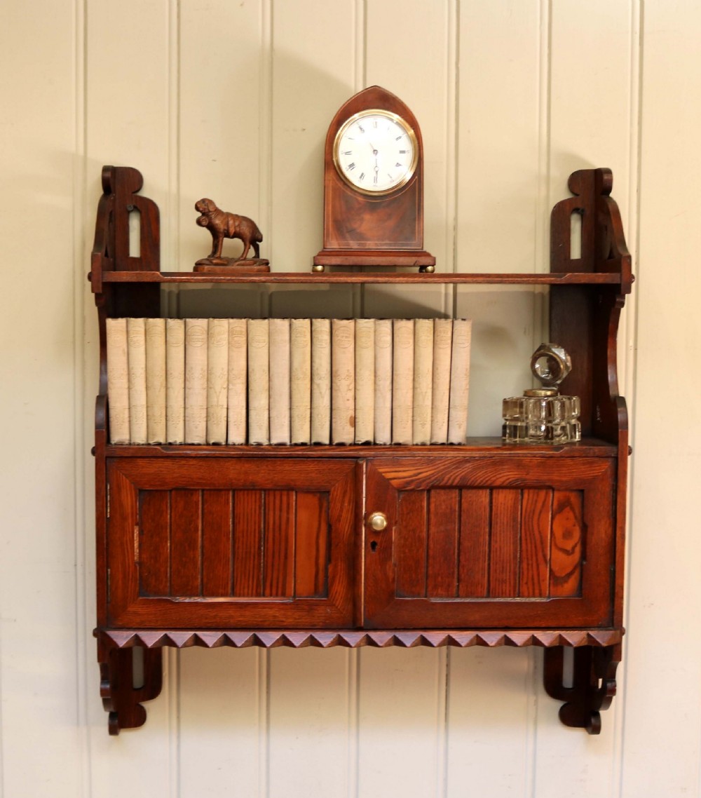 Late 19th Century Oak Wall Cabinet View VII