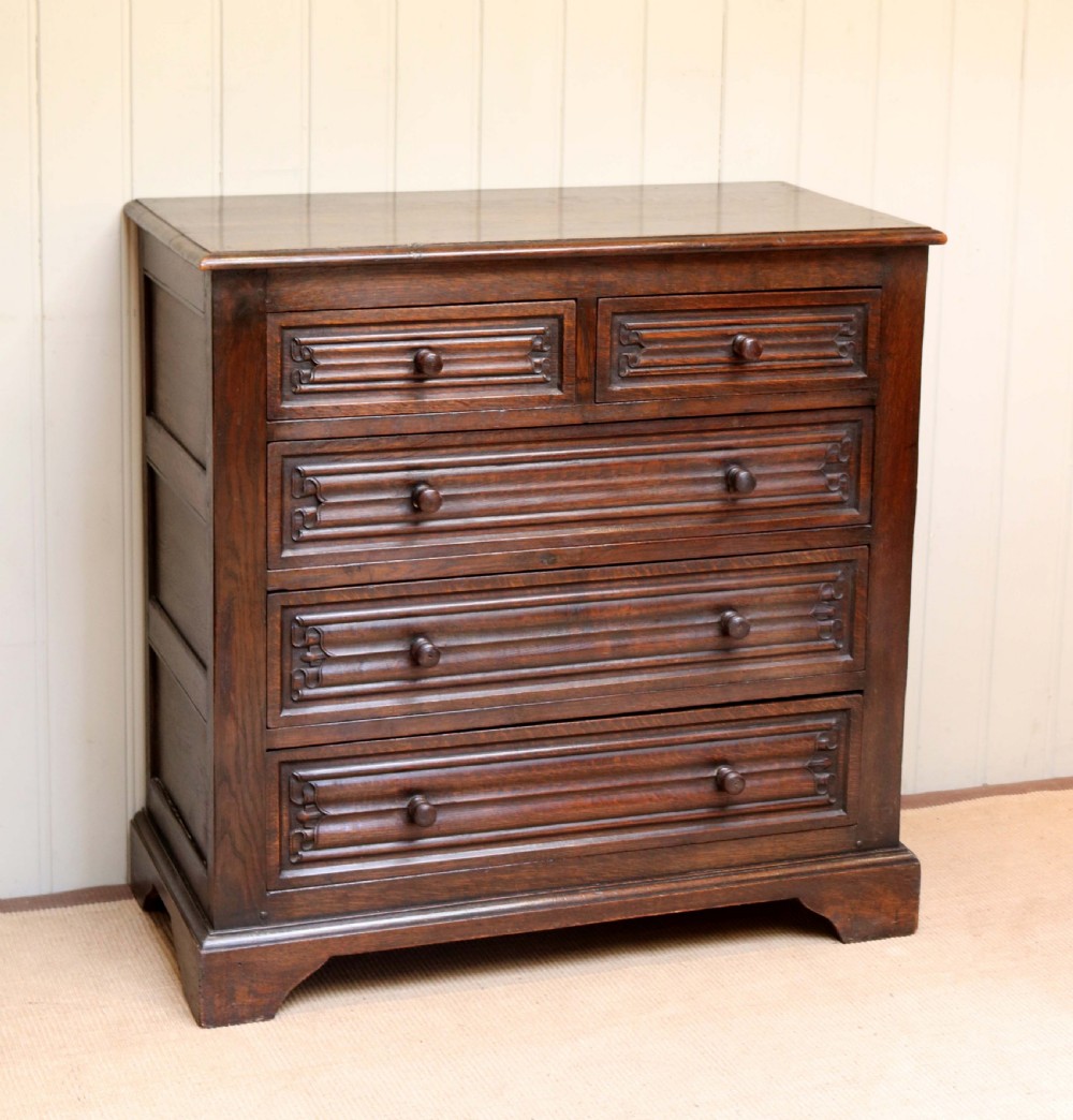 Oak Chest Of Drawers 