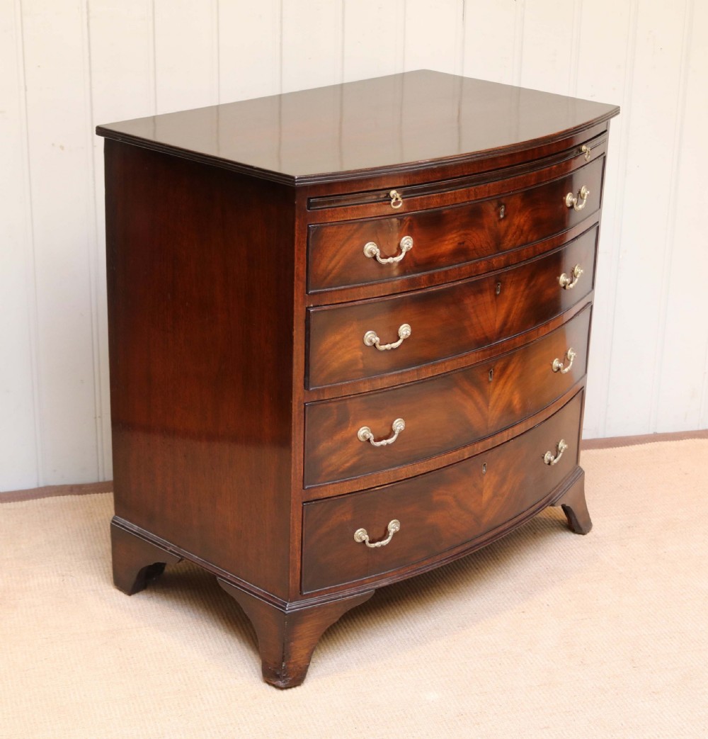 Small Proportioned Edwardian Mahogany Chest Of Drawers  View V