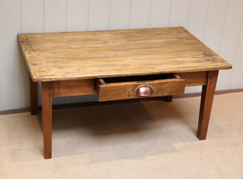 Low Poplar Table View V