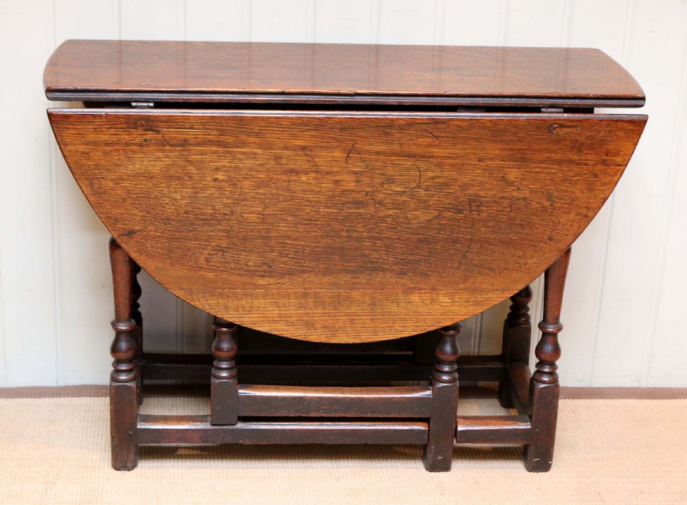 C18th Century Oak Drop Leaf Dining Table