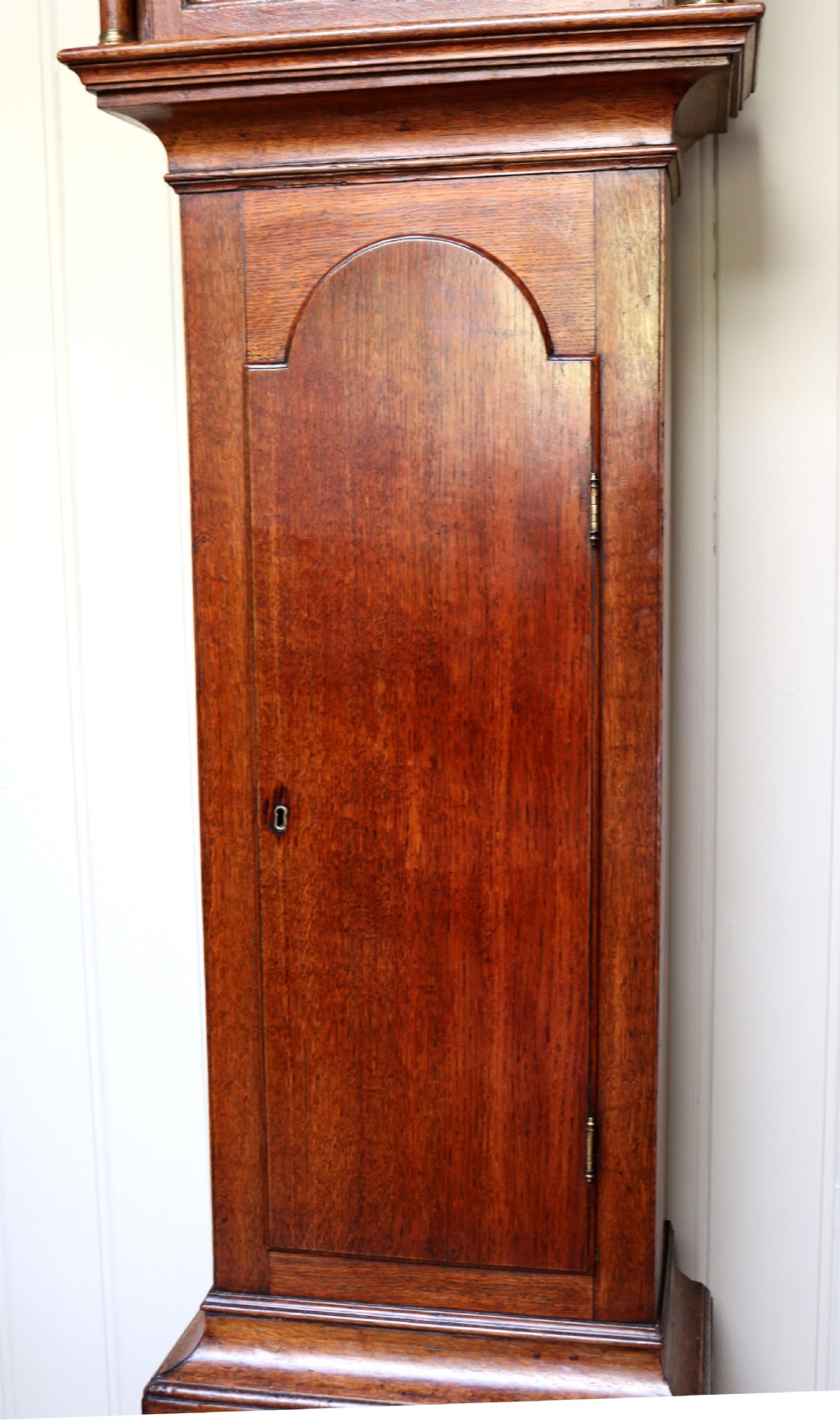 Small Late 18th Century Oak Longcase Clock (Isle of Wight, c. 1795) View III