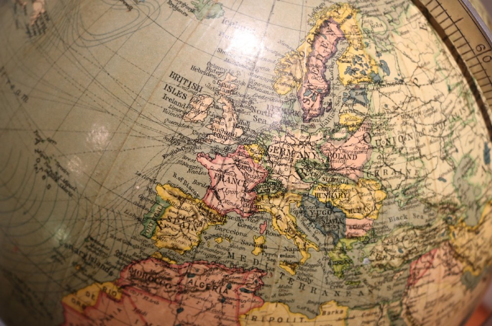 Art Deco Terrestrial Globe (England, 1938) View III