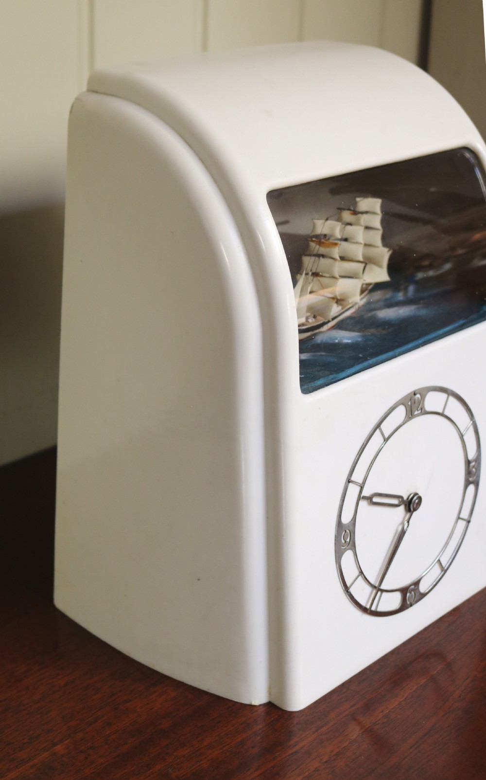 Art Deco Vitascope Rocking Ship Clock (Isle of Man, c. 1948) View V