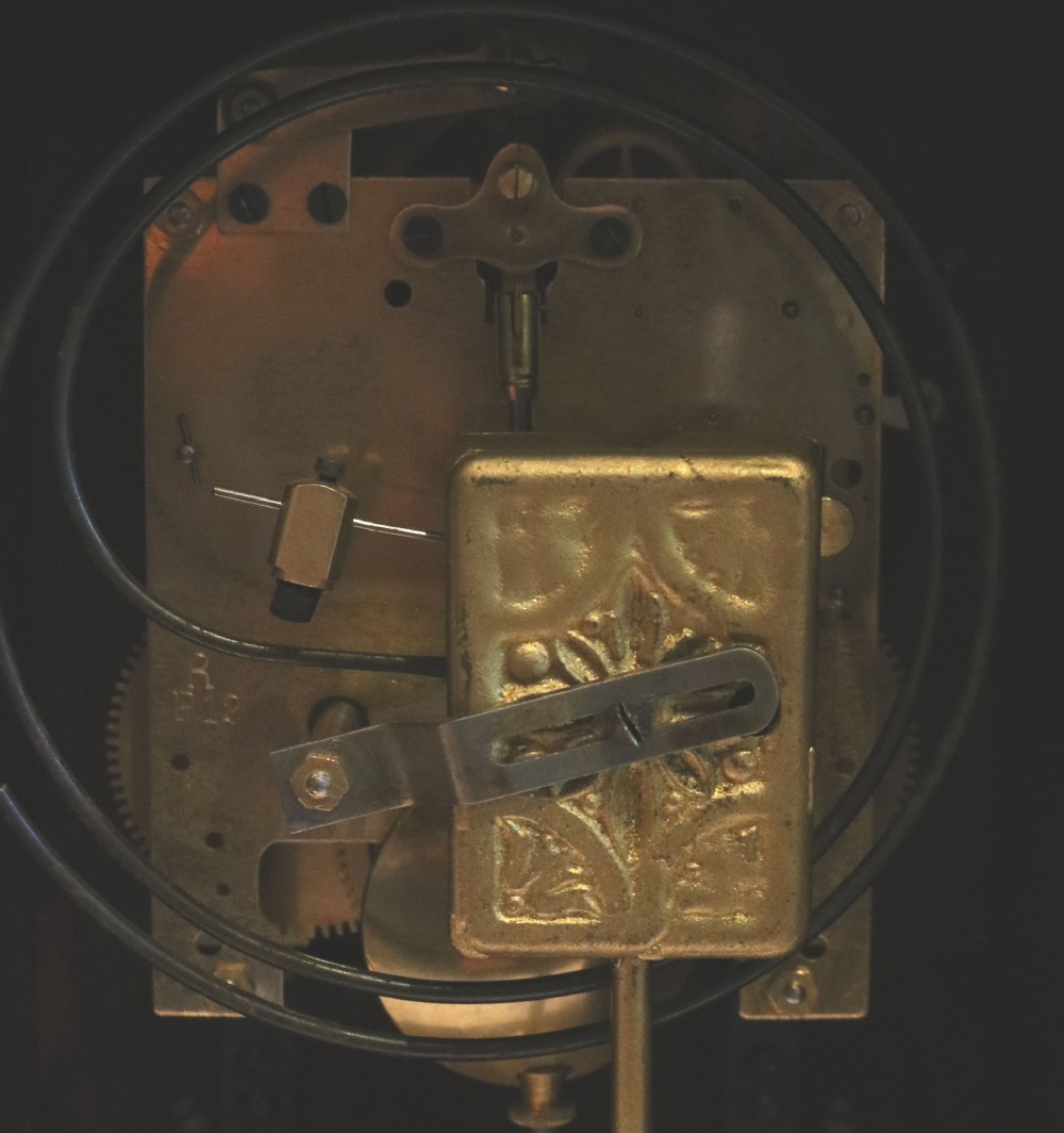 Small Mahogany Bracket Clock (Germany, 1926) View XIII