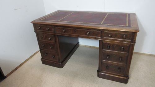 SUPERB MAHOGANY PEDESTAL DESK - ADDITIONAL PHOTO 17