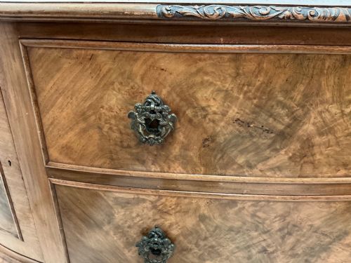 SUPERB BOWED SIDEBOARD - ADDITIONAL PHOTO 5