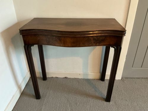 beautiful georgian card table - CATEGORY: ANTIQUE TABLES - DATED 18TH CENTURY