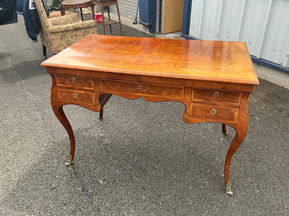 Wonderful parquetry desk /buro plat View X