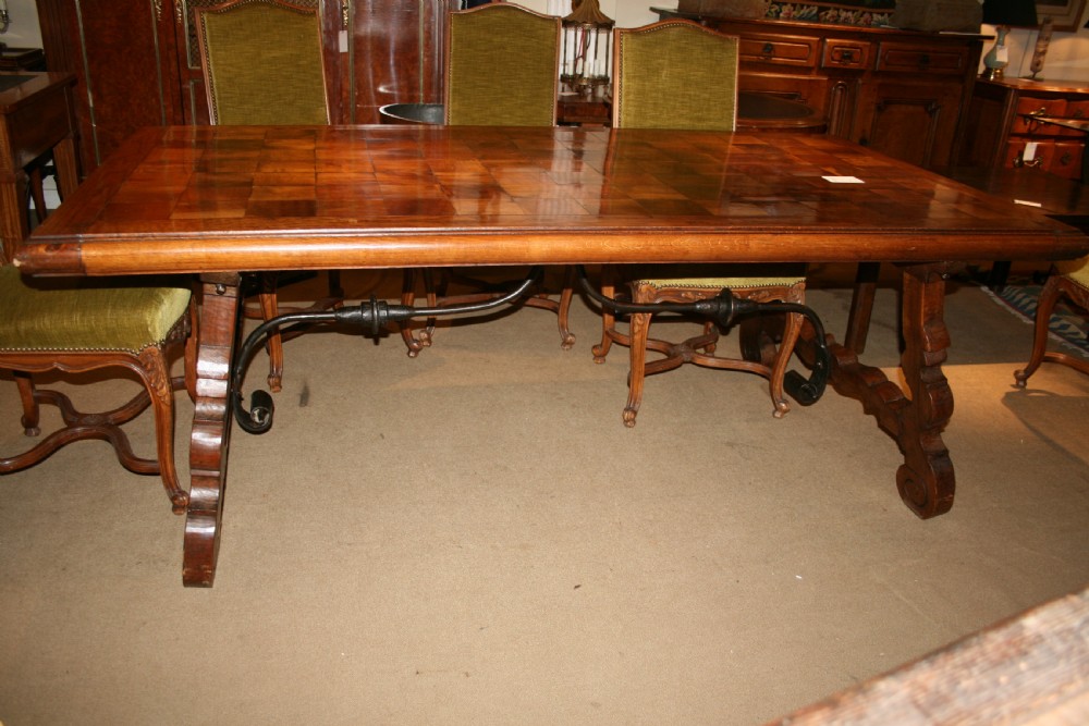 8 seater Spanish dining table  View II