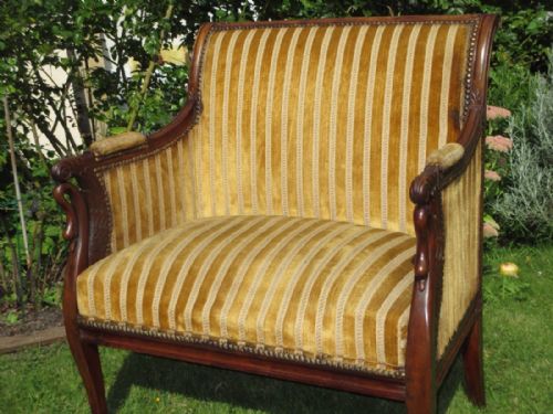 French Marquise or Love Seat