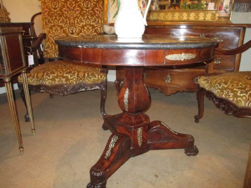 Flame Mahogany Gueridon