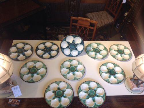 Set of 10 Green Oyster Plates
