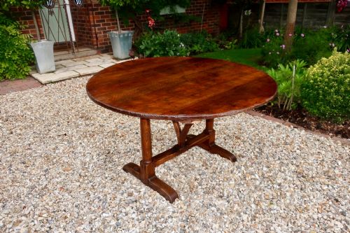 Round Folding Table