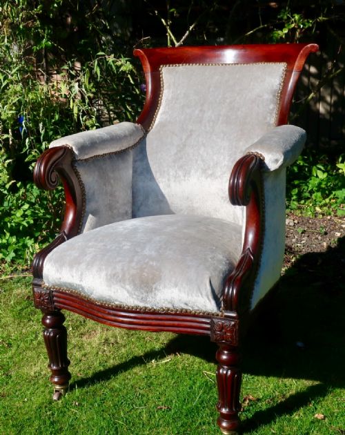 An English William IV Mahogany Bergere
