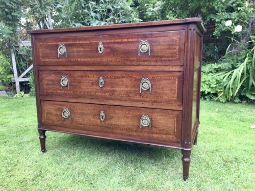 Louis Xvi Commode in Mahogany