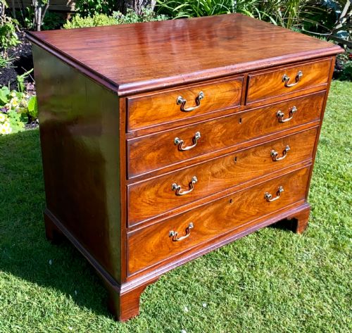 Small Georgian Chest of Drawers
