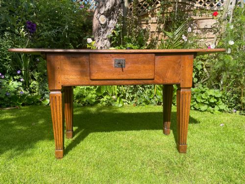 Walnut Alsace Table