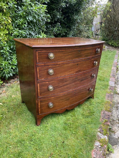 Georgian Bow Fronted Chest of Drawers