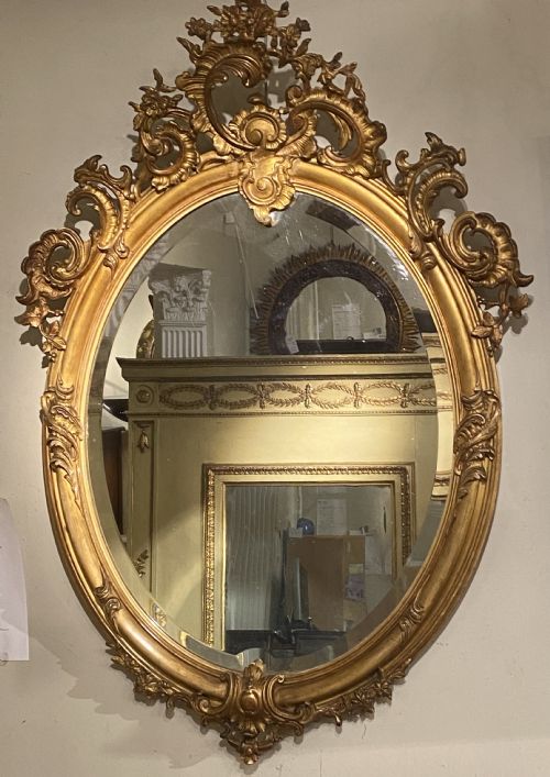 Large 19 Th Century Gilt Oval Mirror