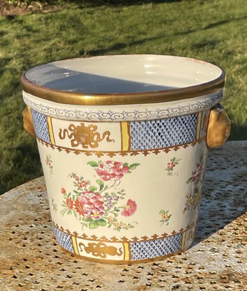 19th C Sevres / Samson Cachepot or Jardinier