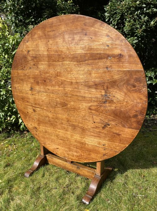 Cherrywood Wine Tasting Table