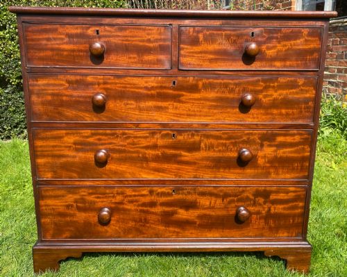 Flame Mahogany Chest of Drawers on Bracket Feet