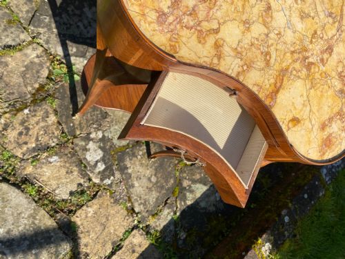 SMALL KIDNEY SHAPED OCCASIONAL TABLE OF QUALITY - ADDITIONAL PHOTO 2
